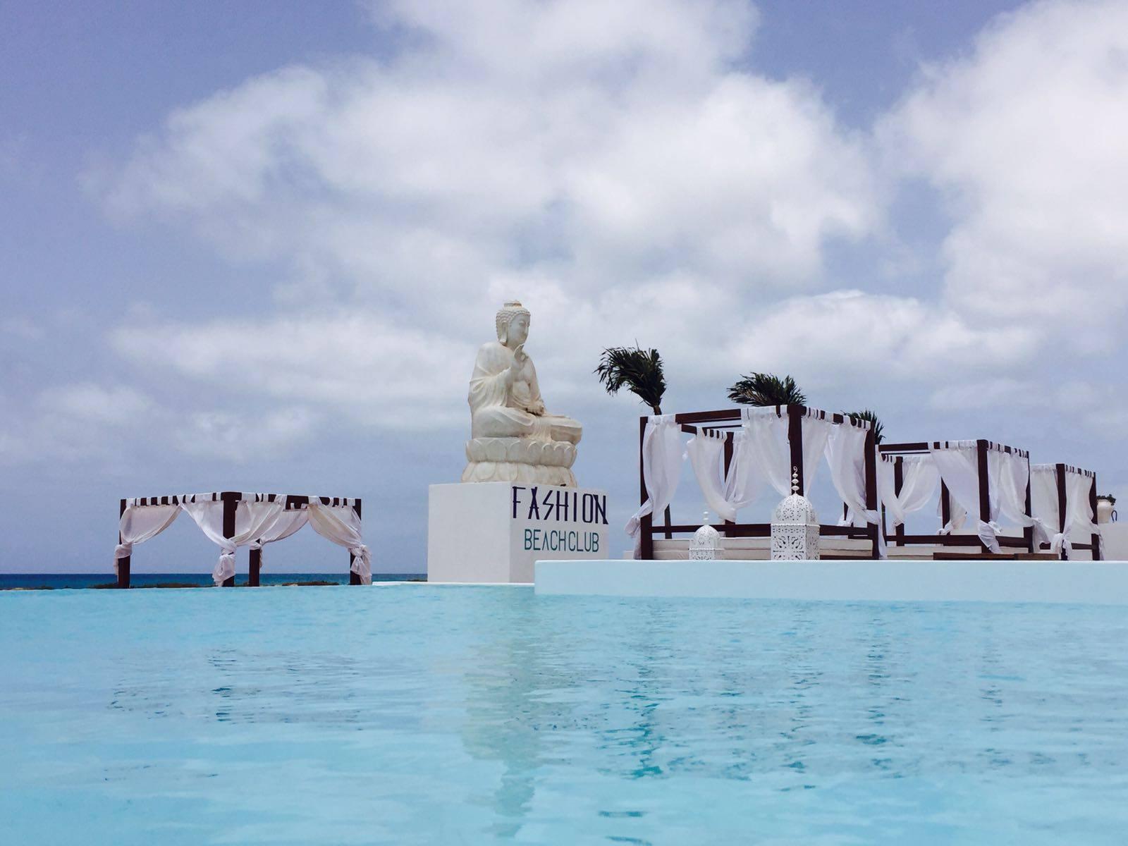 Hotel Livvo Budha Beach Santa Maria Luaran gambar