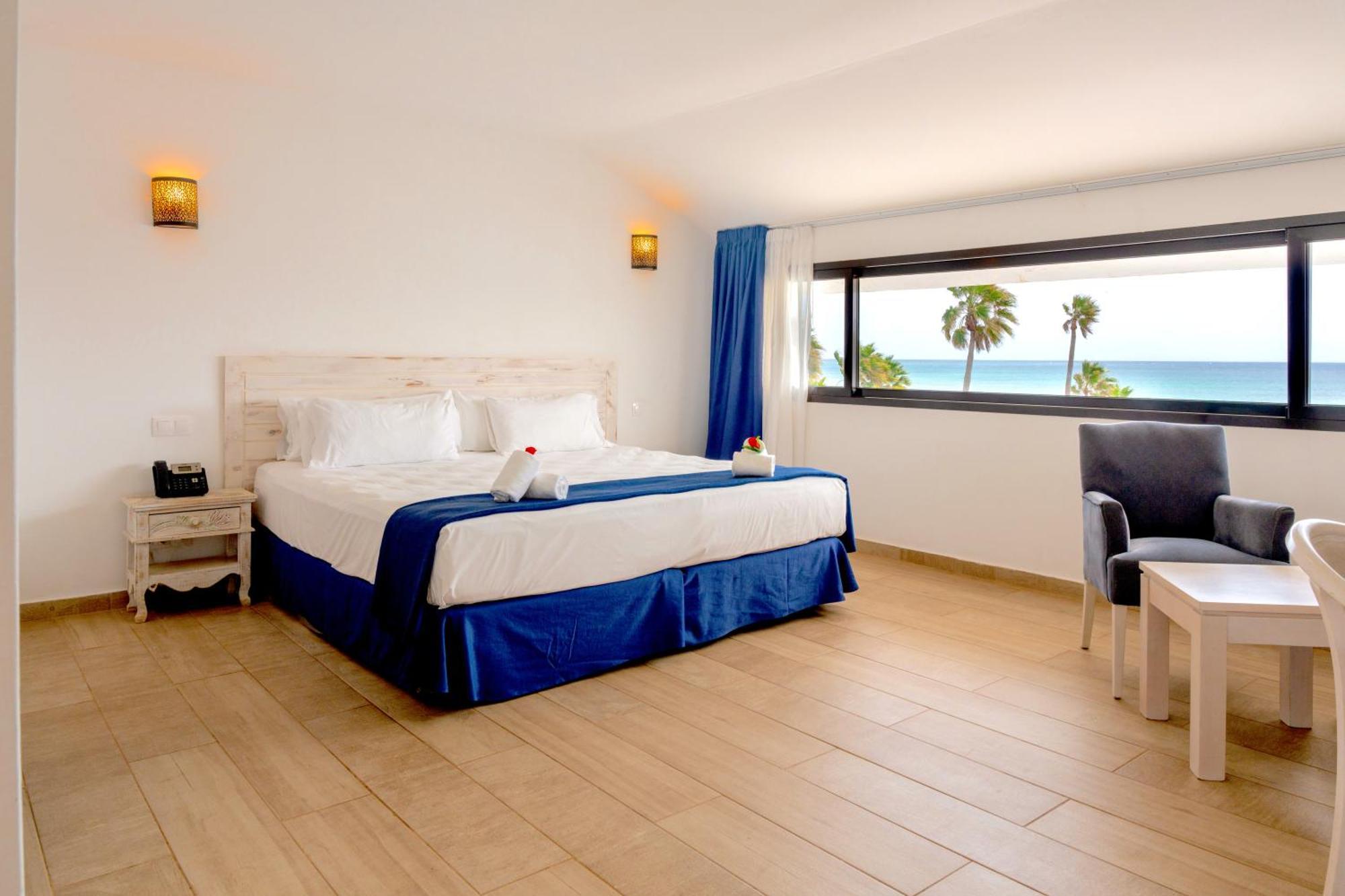 Hotel Livvo Budha Beach Santa Maria Luaran gambar