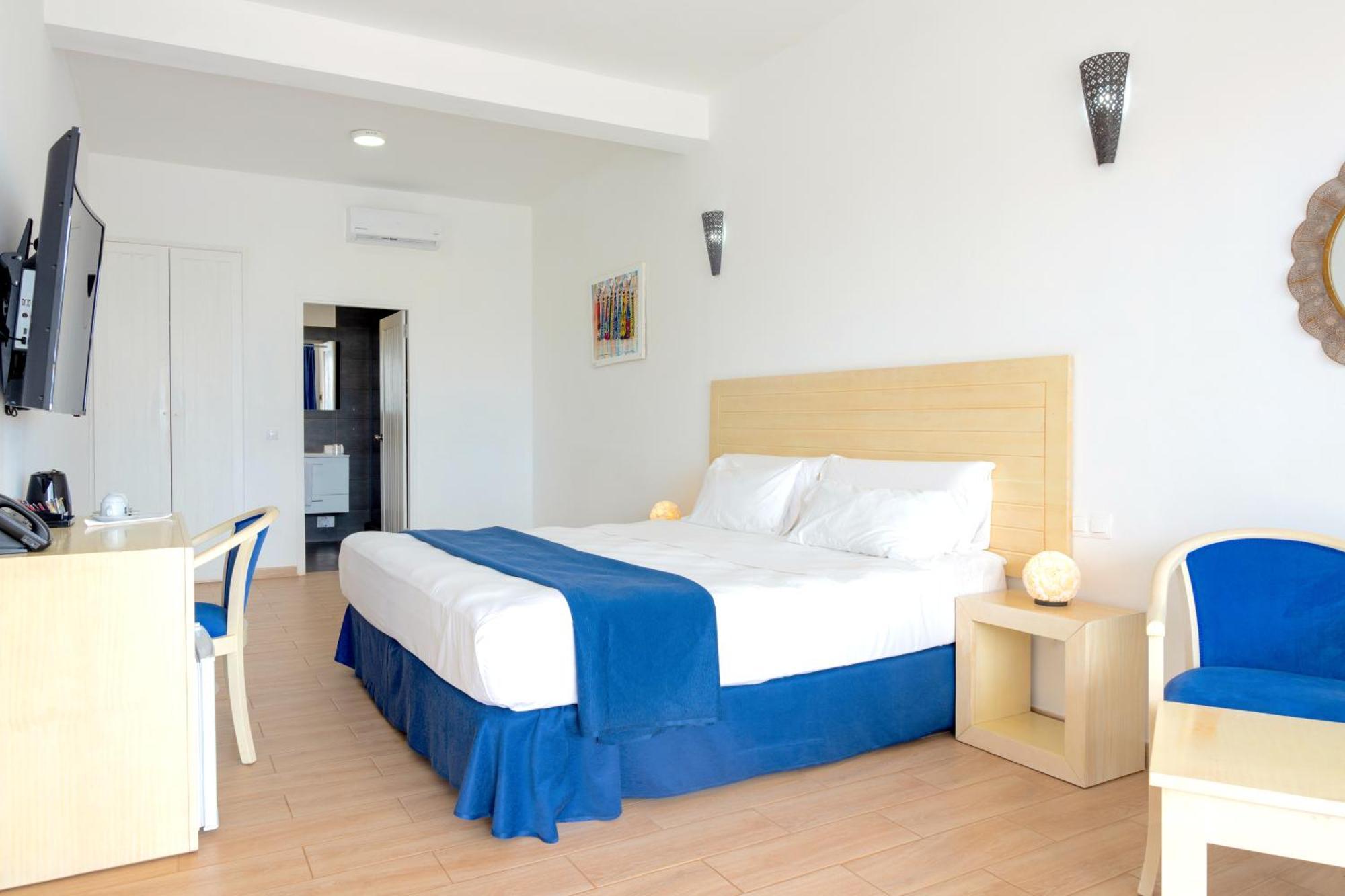 Hotel Livvo Budha Beach Santa Maria Luaran gambar