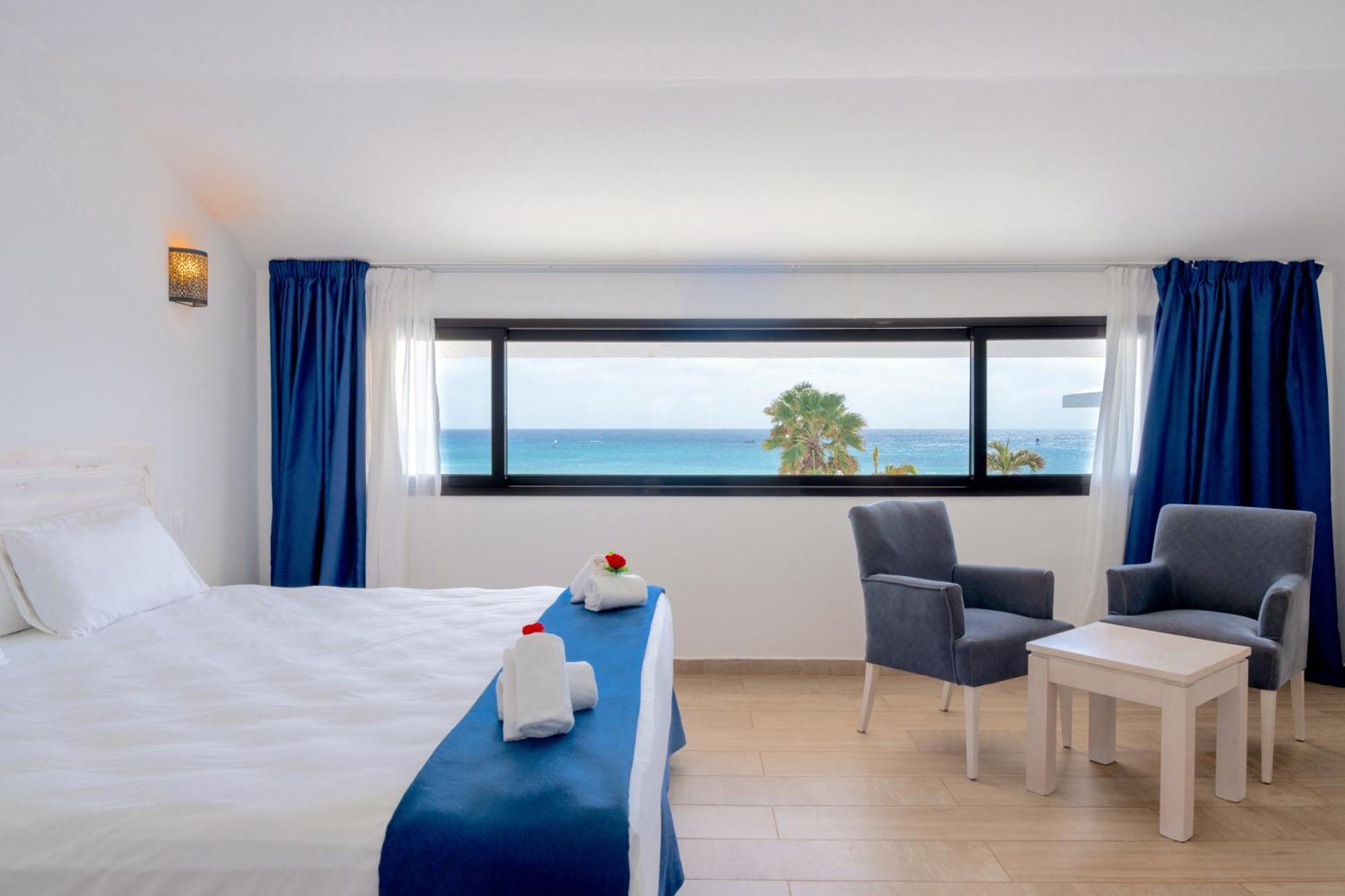Hotel Livvo Budha Beach Santa Maria Luaran gambar