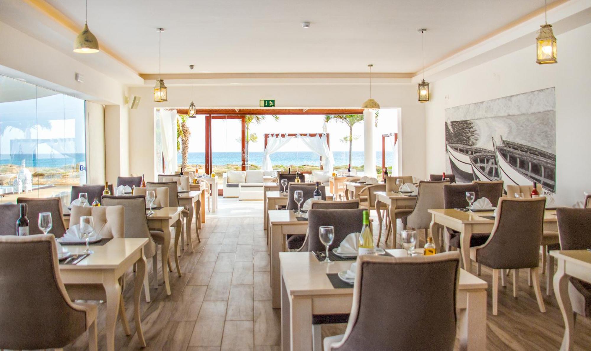 Hotel Livvo Budha Beach Santa Maria Luaran gambar