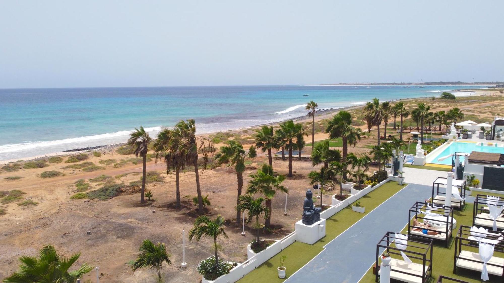 Hotel Livvo Budha Beach Santa Maria Luaran gambar