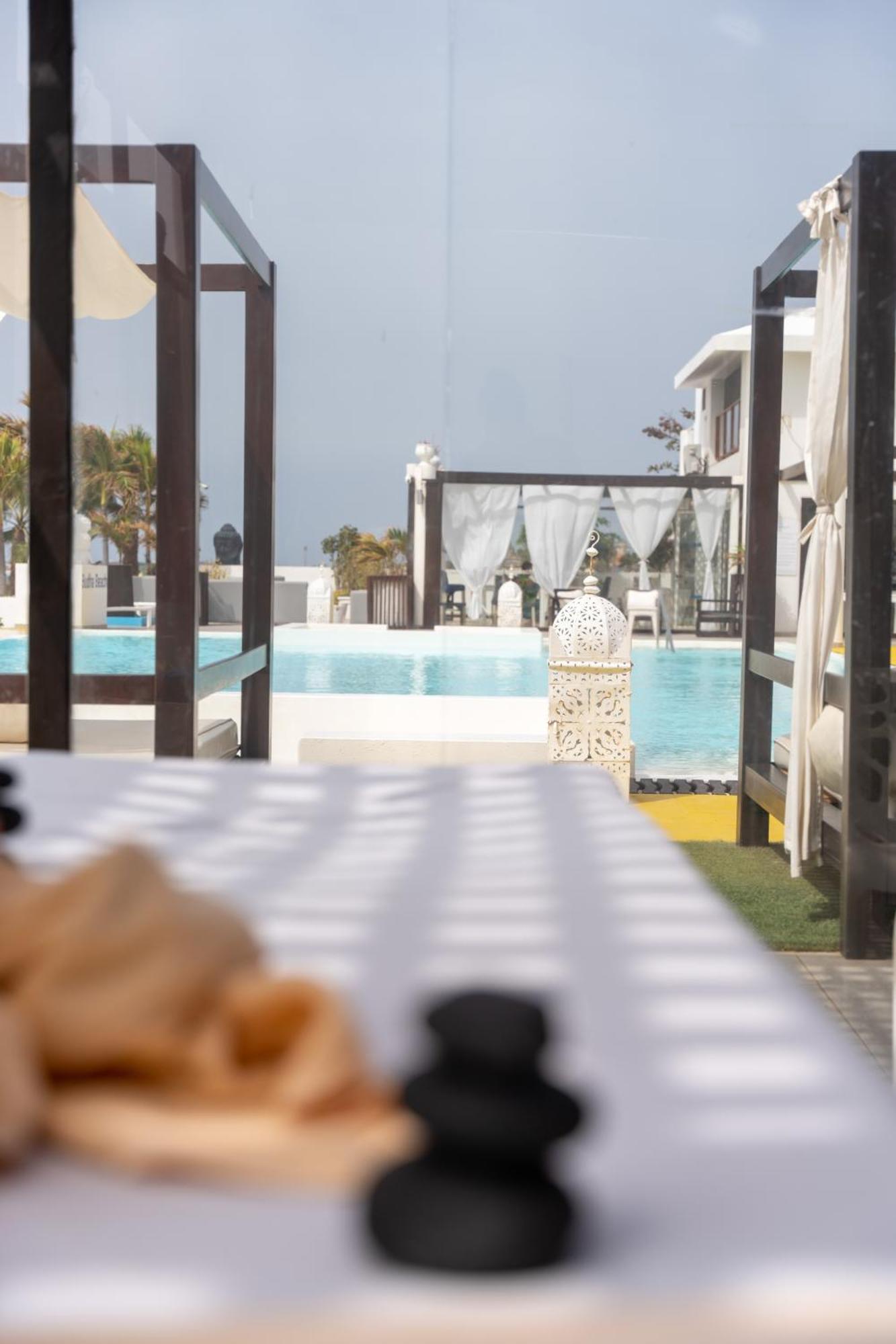 Hotel Livvo Budha Beach Santa Maria Luaran gambar