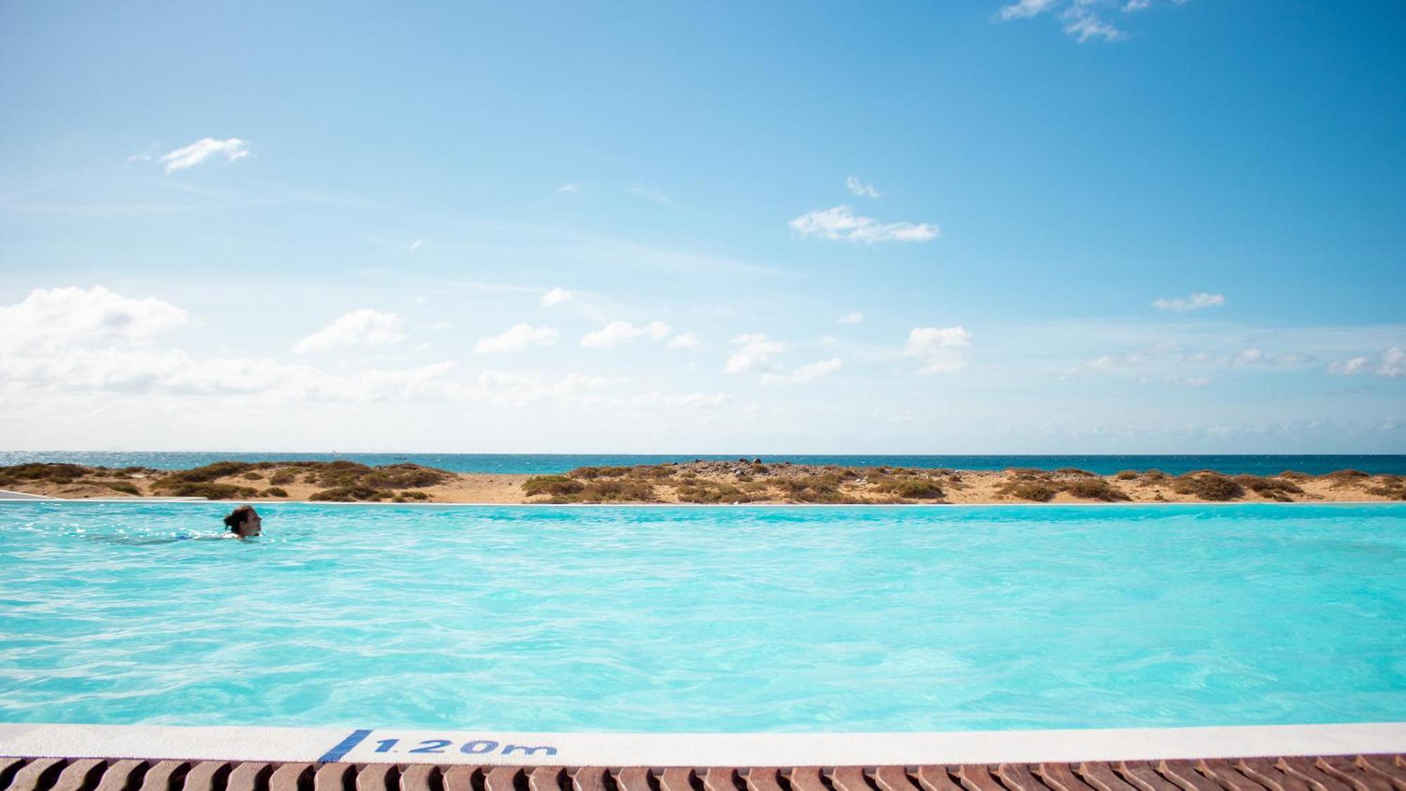 Hotel Livvo Budha Beach Santa Maria Luaran gambar