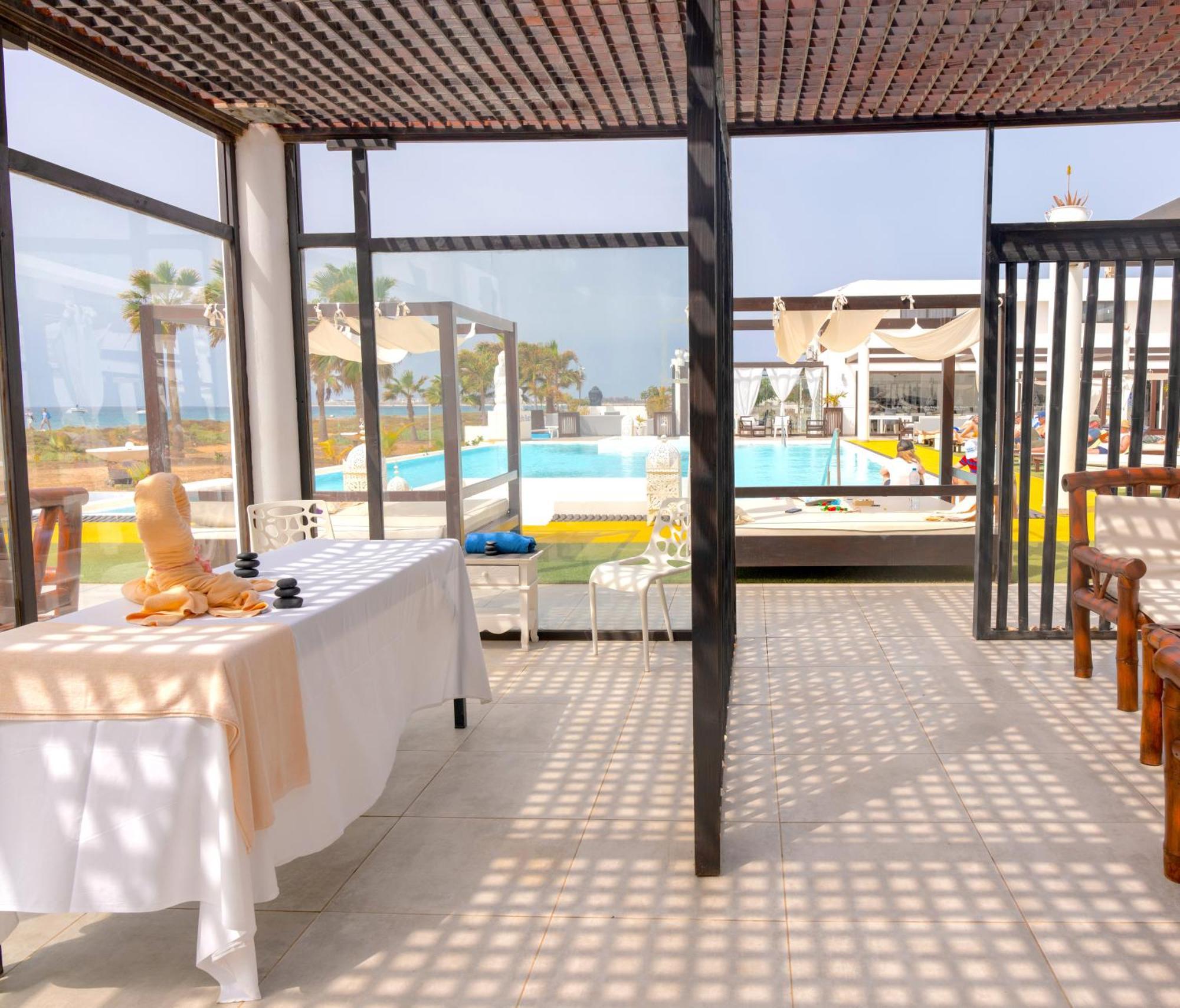 Hotel Livvo Budha Beach Santa Maria Luaran gambar